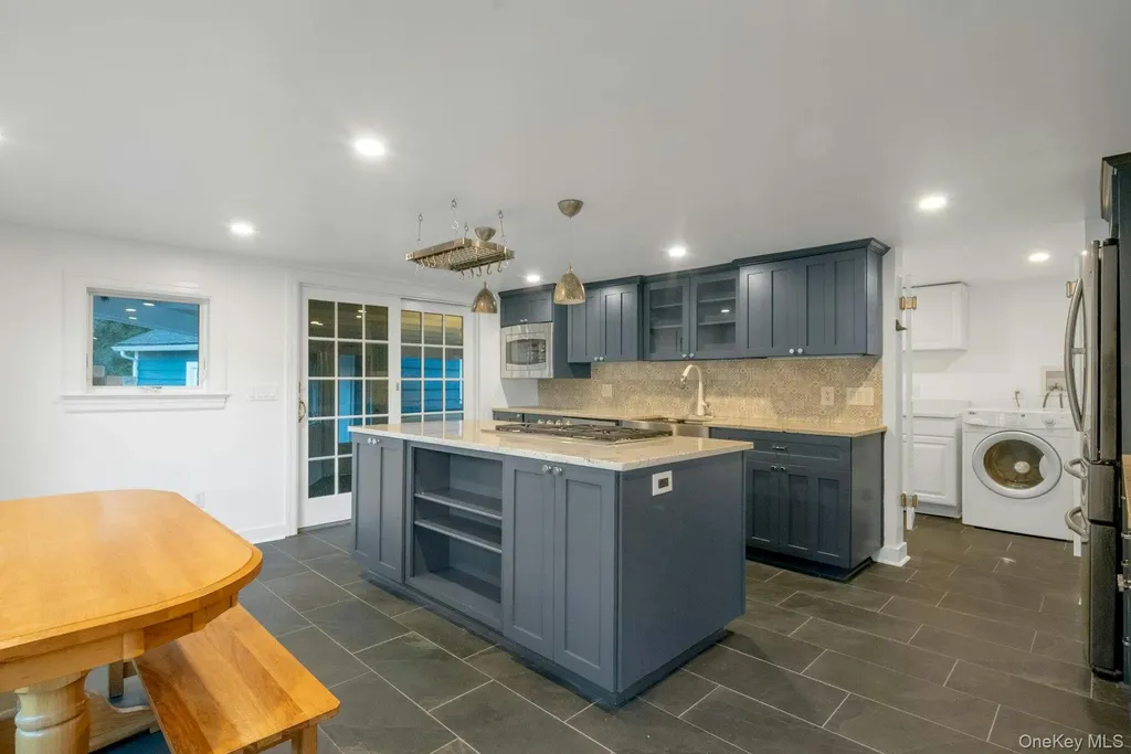 1364 Spring Valley Road Ossining NY 10562