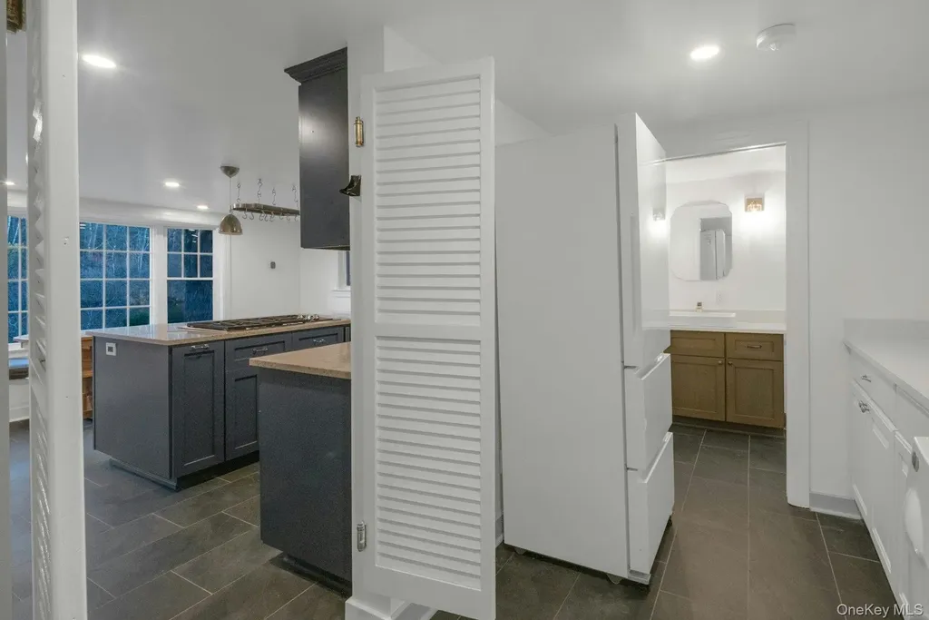 1364 Spring Valley Road Ossining NY 10562