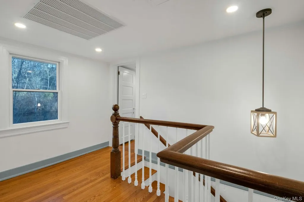 1364 Spring Valley Road Ossining NY 10562