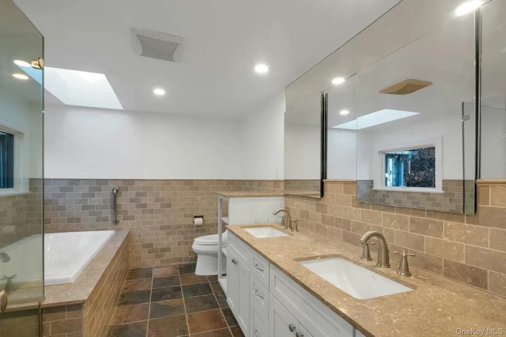 1364 Spring Valley Road Ossining NY 10562