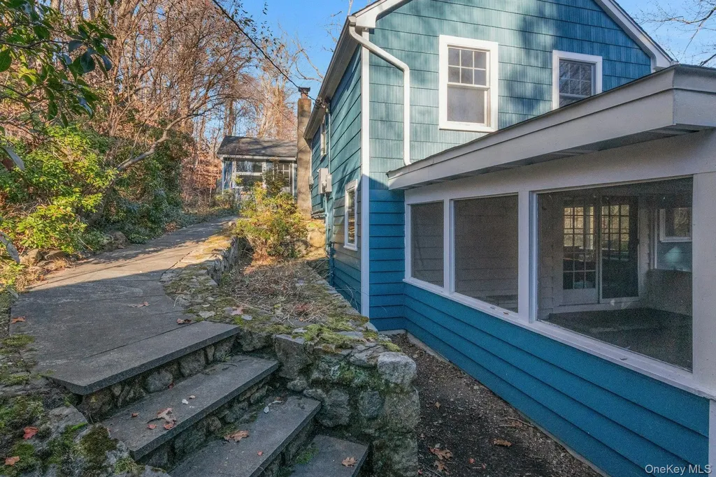 1364 Spring Valley Road Ossining NY 10562
