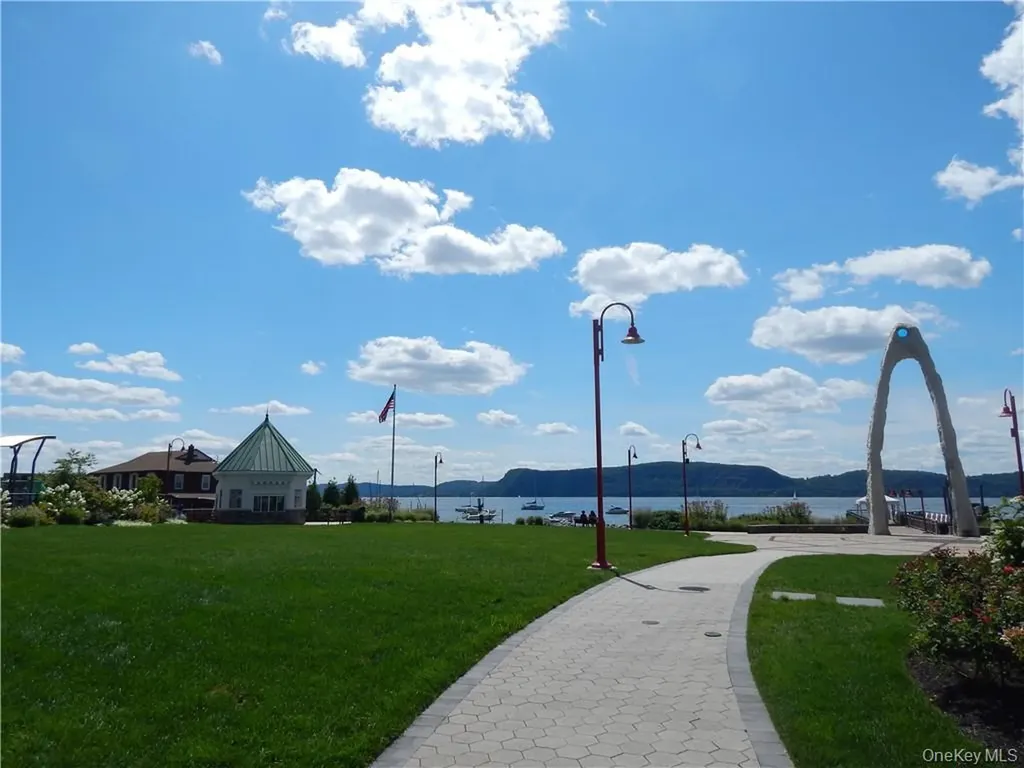 1364 Spring Valley Road Ossining NY 10562