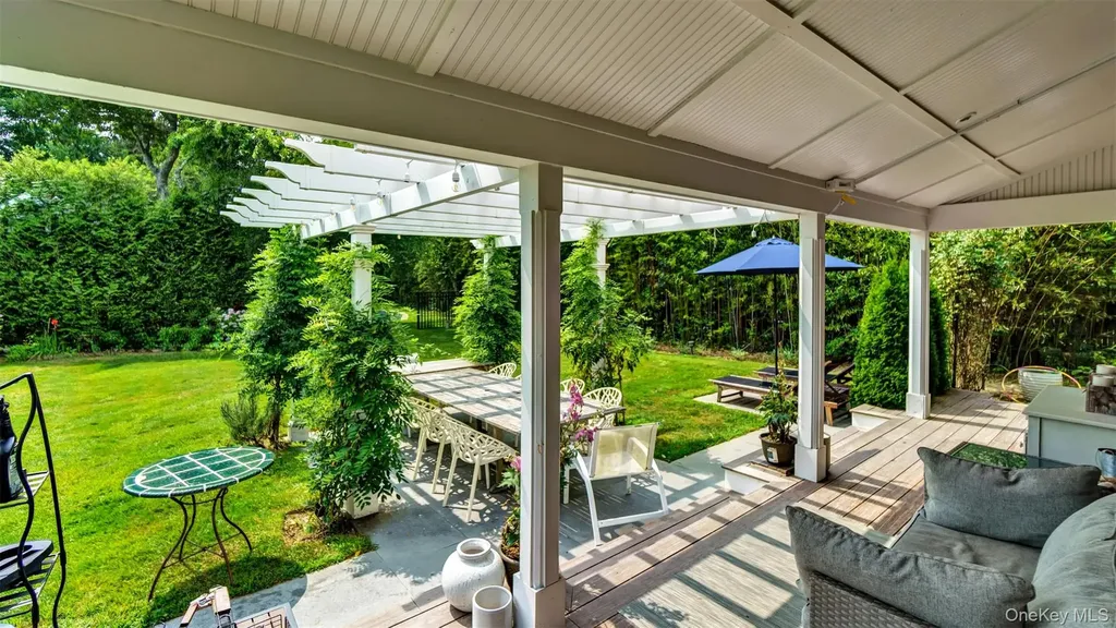9 Ocame Avenue Westhampton Beach NY 11978