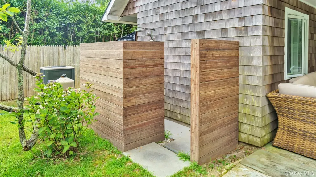 9 Ocame Avenue Westhampton Beach NY 11978