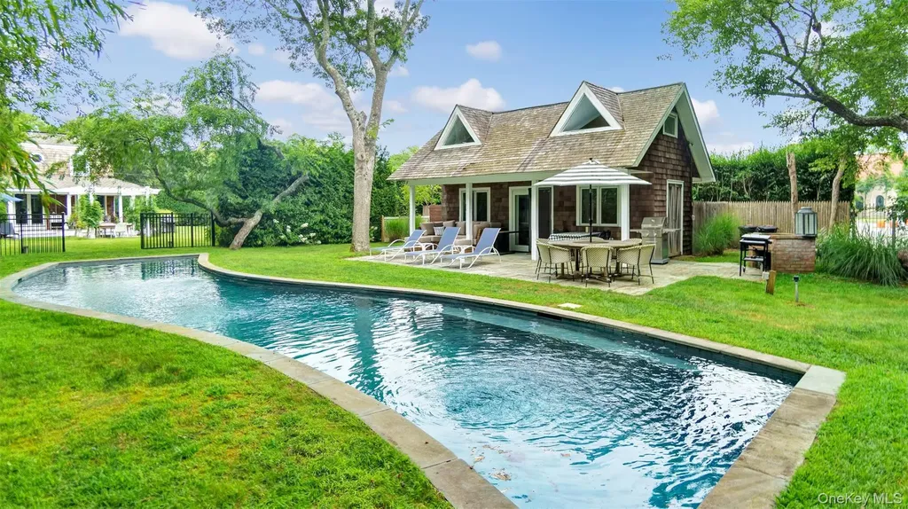 9 Ocame Avenue Westhampton Beach NY 11978