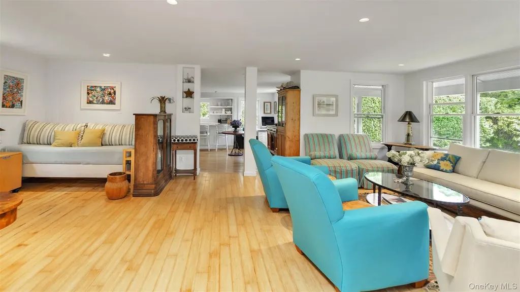 9 Ocame Avenue Westhampton Beach NY 11978