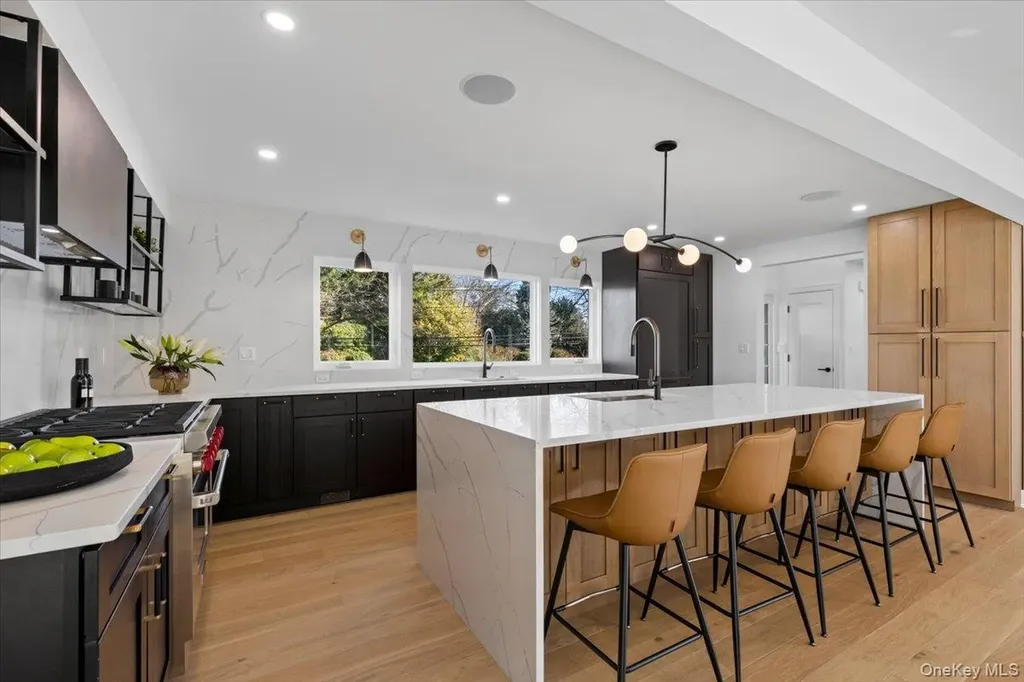369 Orienta Avenue Mamaroneck NY 10543