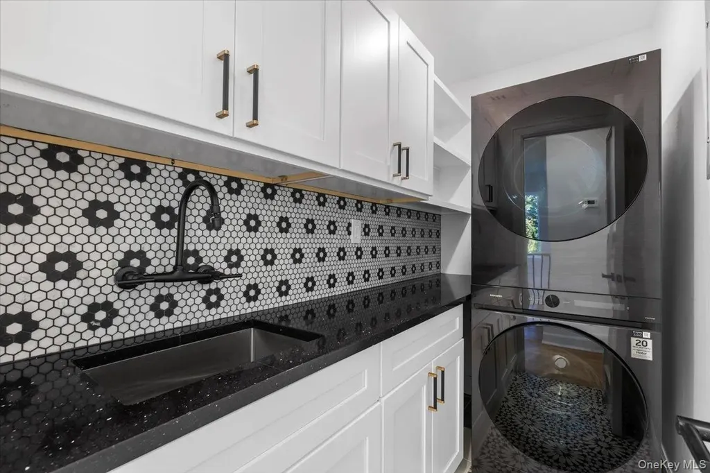 369 Orienta Avenue Mamaroneck NY 10543