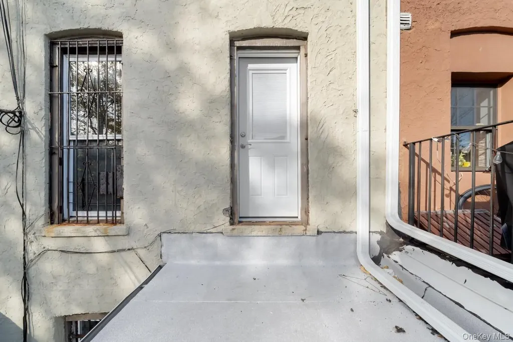 146A Hull Street Brooklyn NY 11233