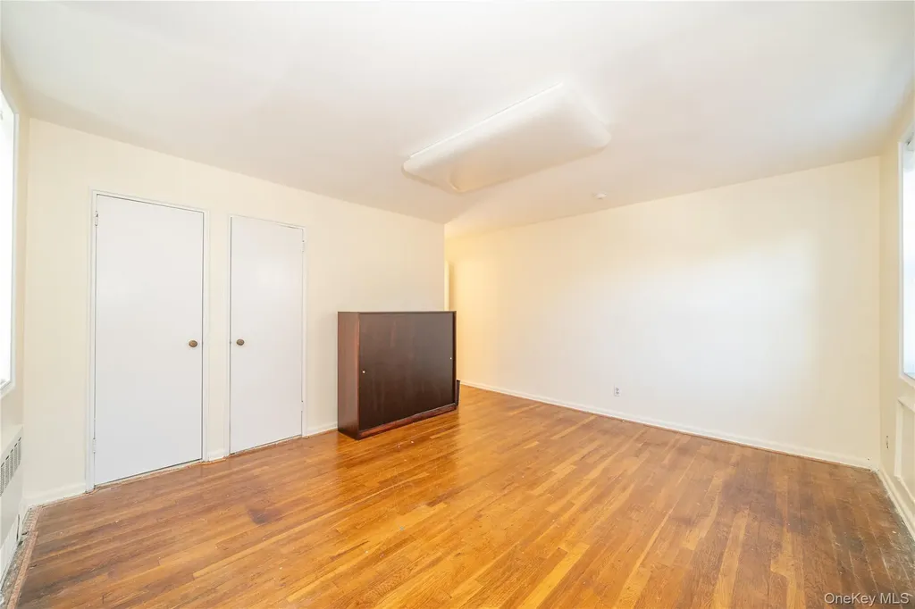 76 Dehaven Drive Yonkers NY 10703