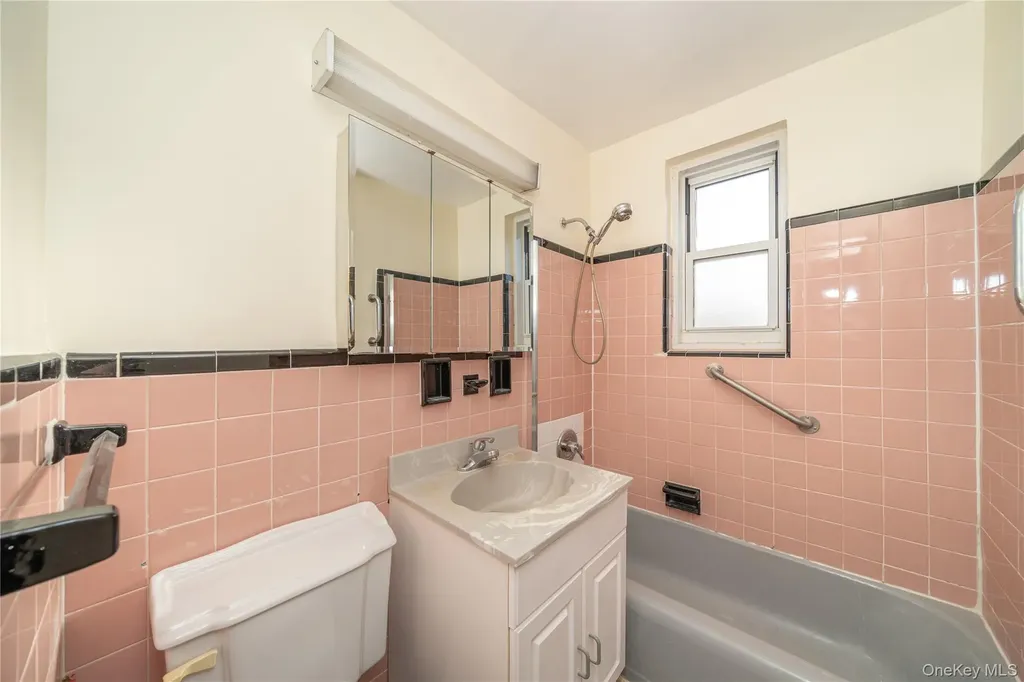 76 Dehaven Drive Yonkers NY 10703