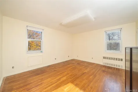 76 Dehaven Drive Yonkers NY 10703