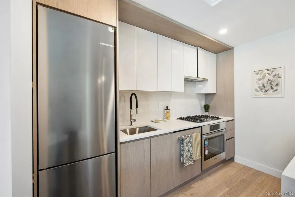 38-20 Parsons Boulevard Flushing NY 11354
