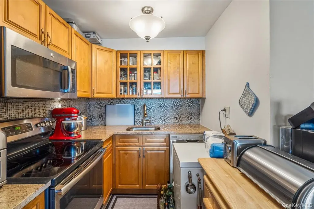 7-04 166th Street Beechhurst NY 11357