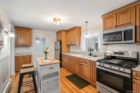 41 W Chester Street Kingston NY 12401