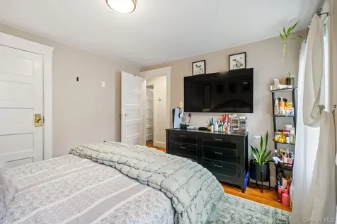 41 W Chester Street Kingston NY 12401