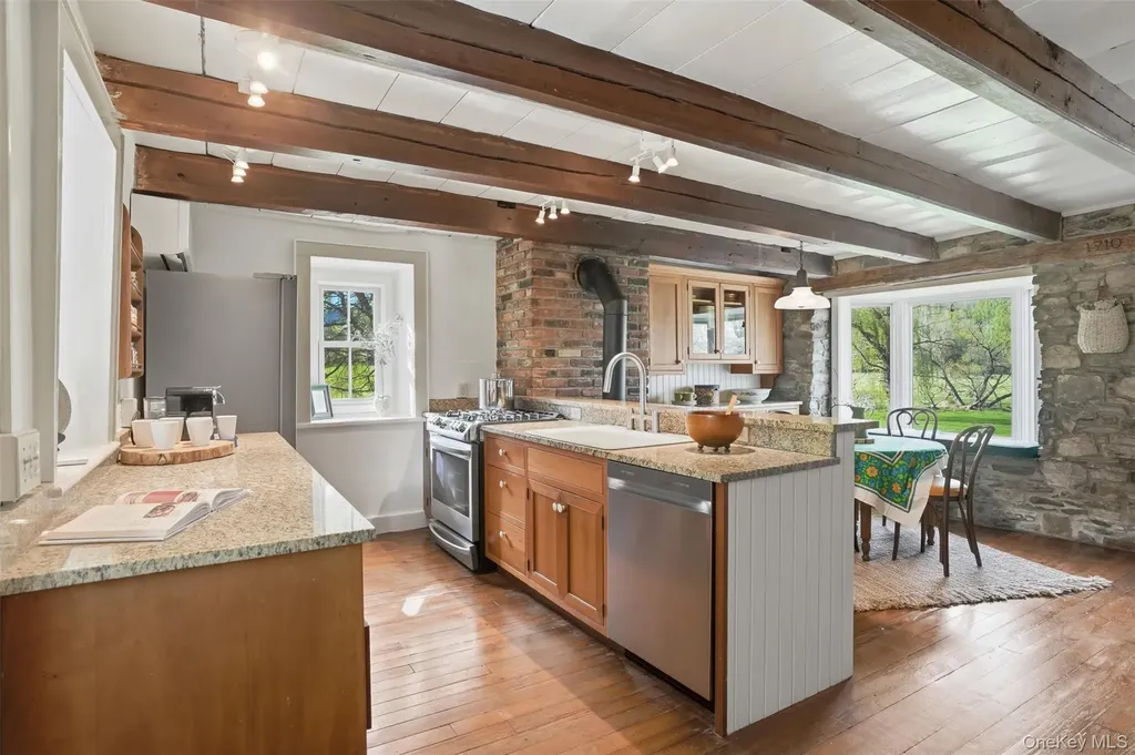 510 Decker Road Wallkill NY 12589