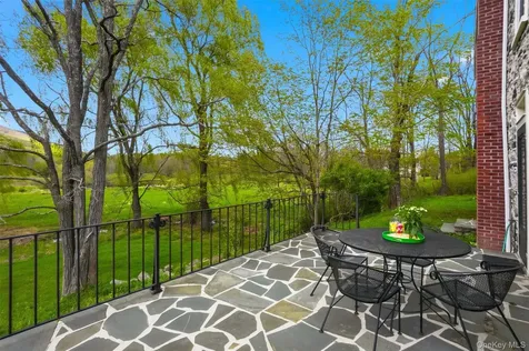 510 Decker Road Wallkill NY 12589