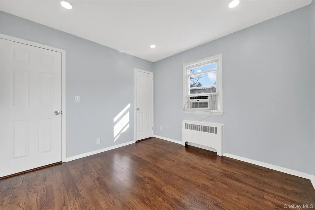 8 Robbins Avenue Elmsford NY 10523