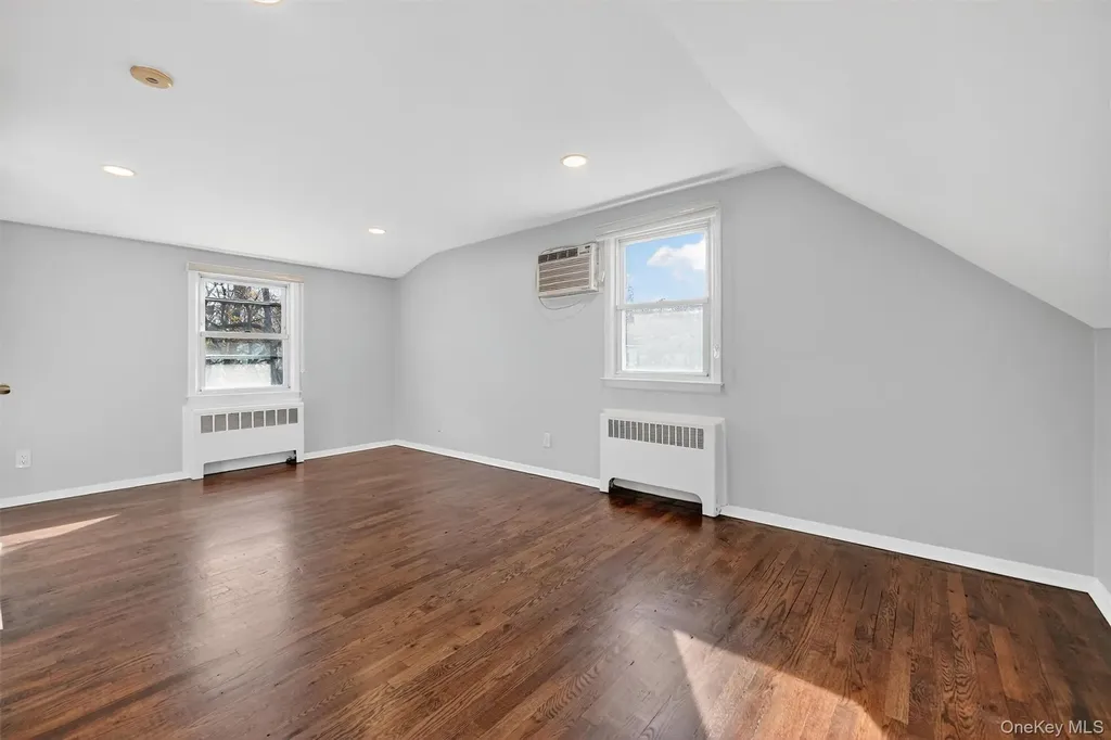 8 Robbins Avenue Elmsford NY 10523