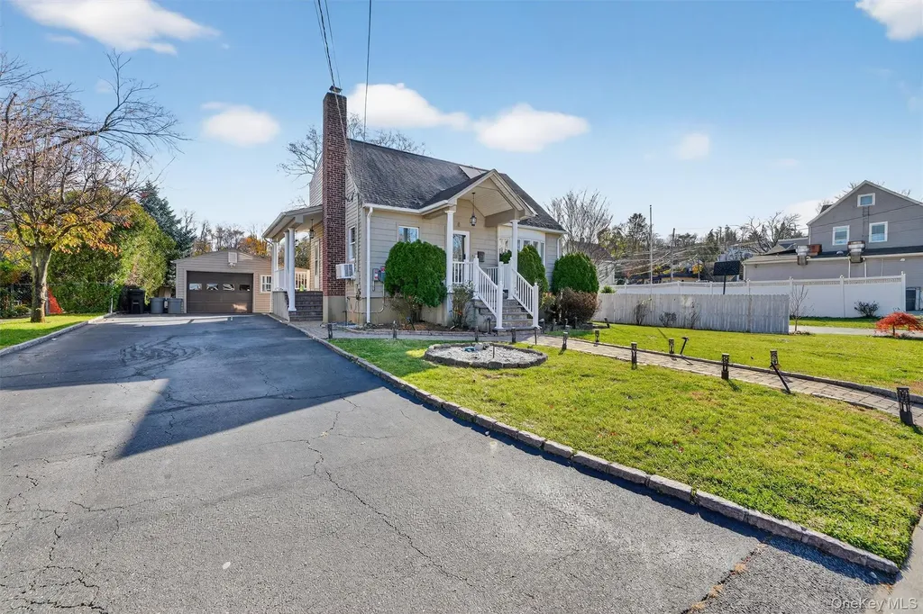 8 Robbins Avenue Elmsford NY 10523