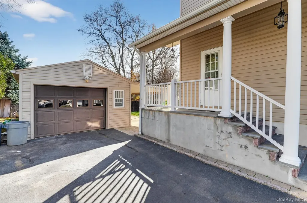 8 Robbins Avenue Elmsford NY 10523