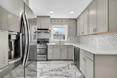 8 Robbins Avenue Elmsford NY 10523