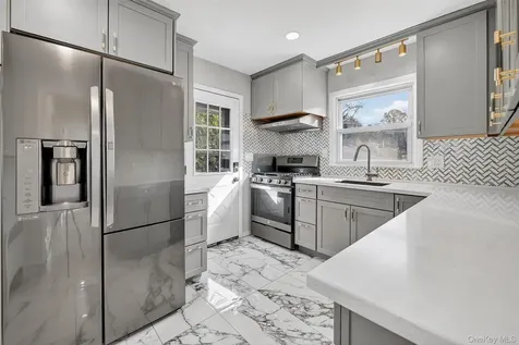 8 Robbins Avenue Elmsford NY 10523