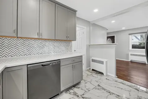 8 Robbins Avenue Elmsford NY 10523