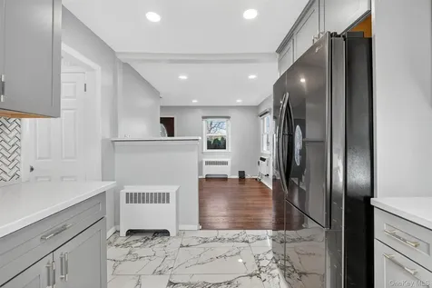 8 Robbins Avenue Elmsford NY 10523