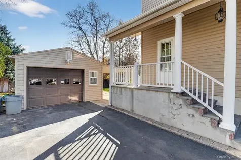 8 Robbins Avenue Elmsford NY 10523