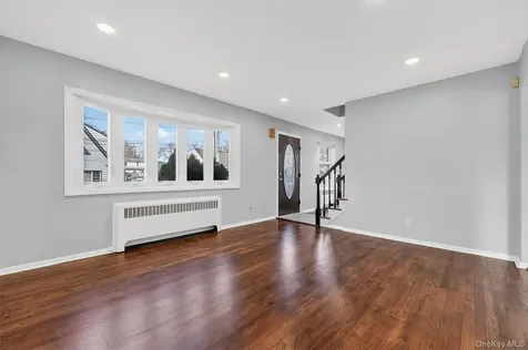 8 Robbins Avenue Elmsford NY 10523