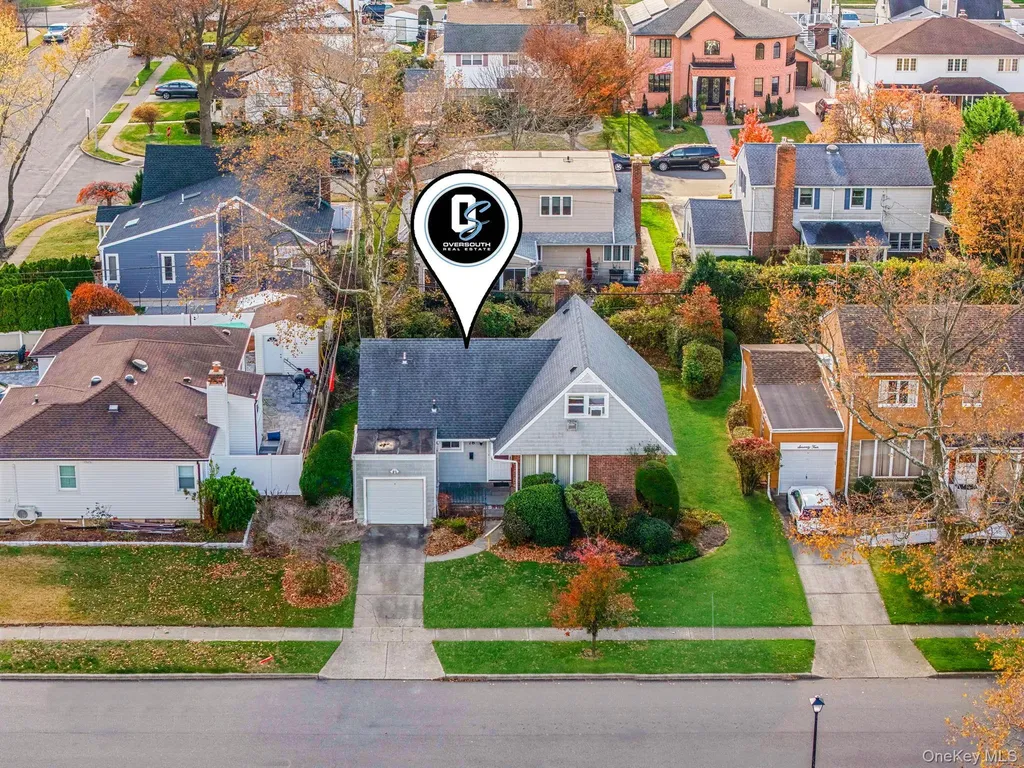 78 Patton Boulevard New Hyde Park NY 11040