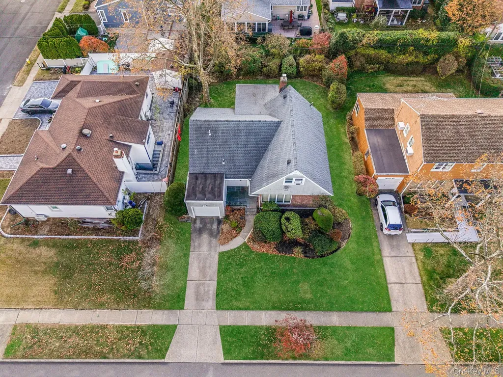 78 Patton Boulevard New Hyde Park NY 11040