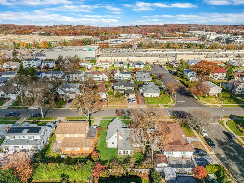 78 Patton Boulevard New Hyde Park NY 11040