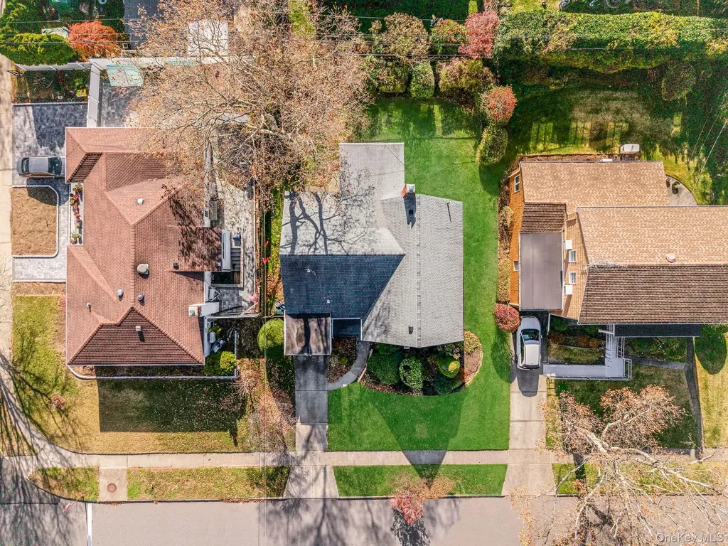 78 Patton Boulevard New Hyde Park NY 11040