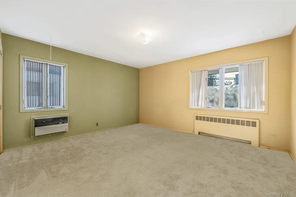 78 Patton Boulevard New Hyde Park NY 11040