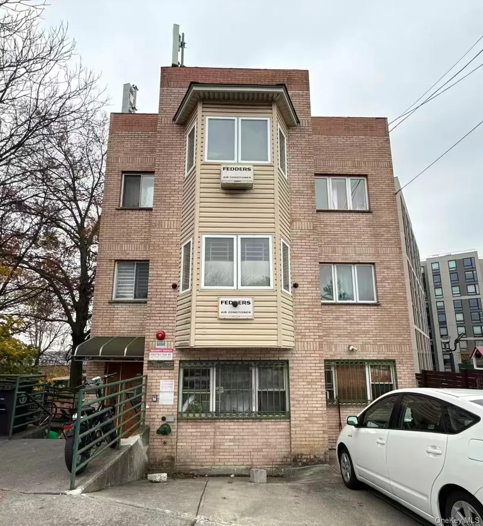 72-34 45th Avenue Woodside NY 11377