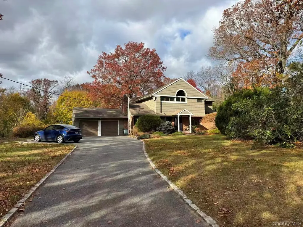 4 Norgate Road Glen Head NY 11545
