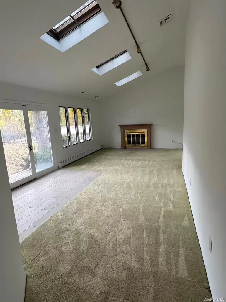 4 Norgate Road Glen Head NY 11545