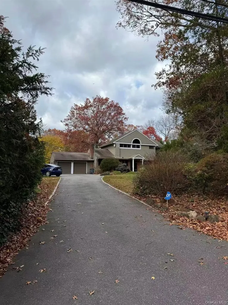 4 Norgate Road Glen Head NY 11545