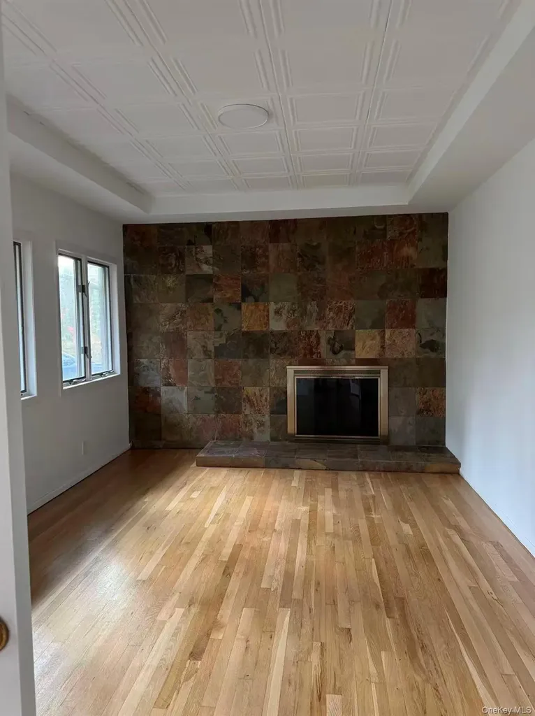 4 Norgate Road Glen Head NY 11545