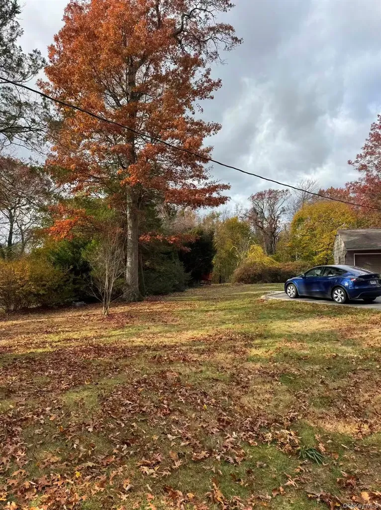 4 Norgate Road Glen Head NY 11545