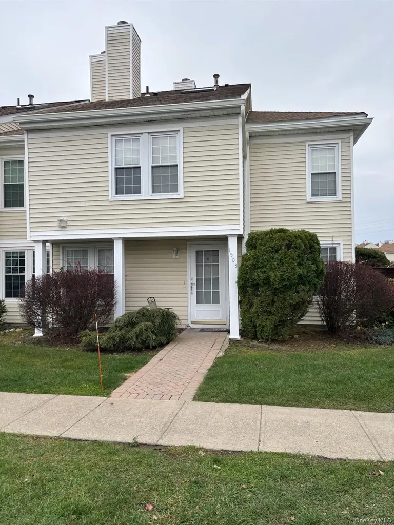1503 Whispering Hills Chester NY 10918