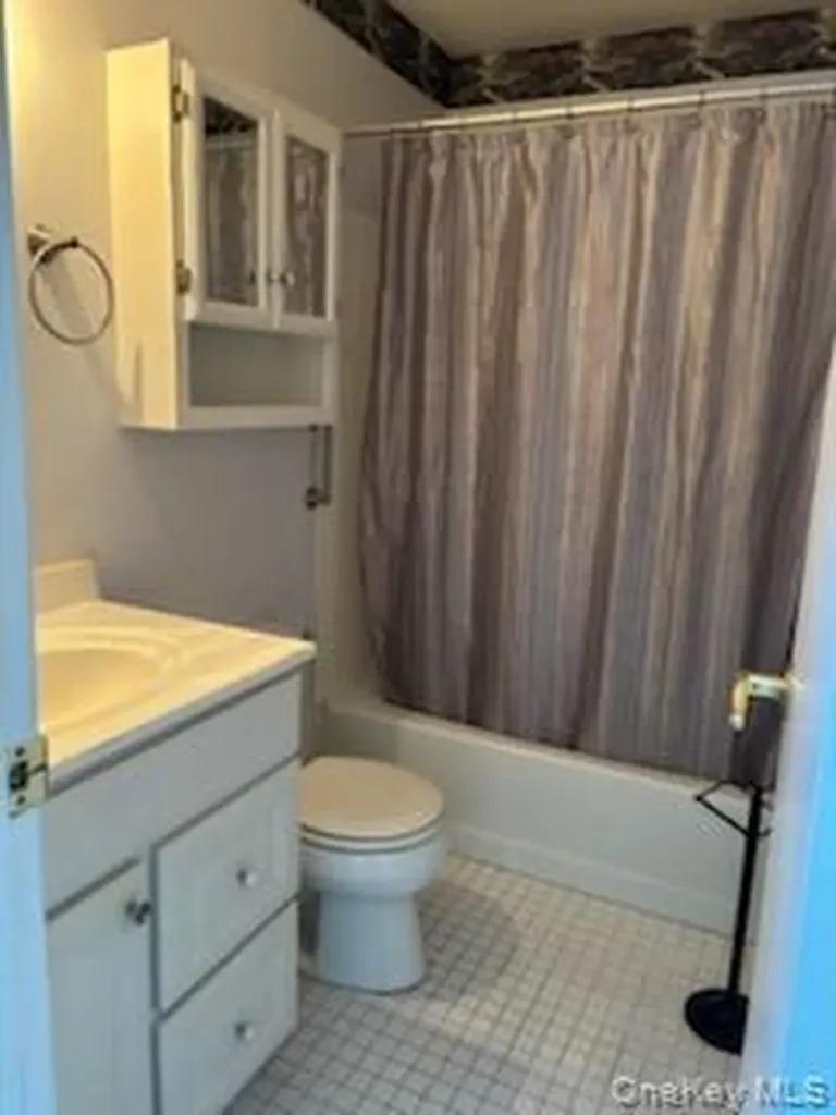 1503 Whispering Hills Chester NY 10918