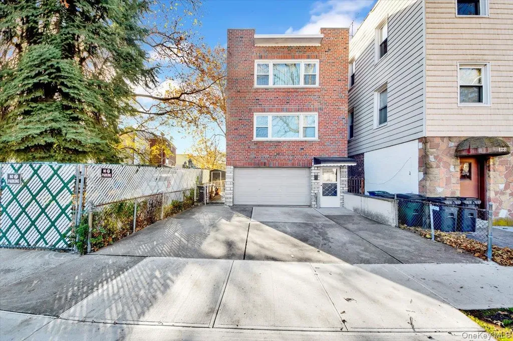 1235 Crosby Avenue Bronx NY 10461
