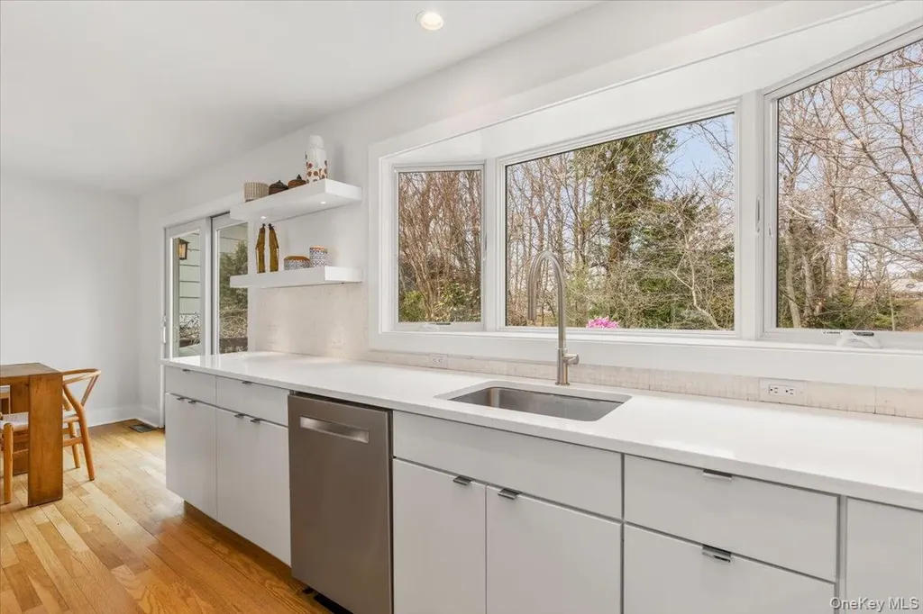 2 Shadow Lane Larchmont NY 10538