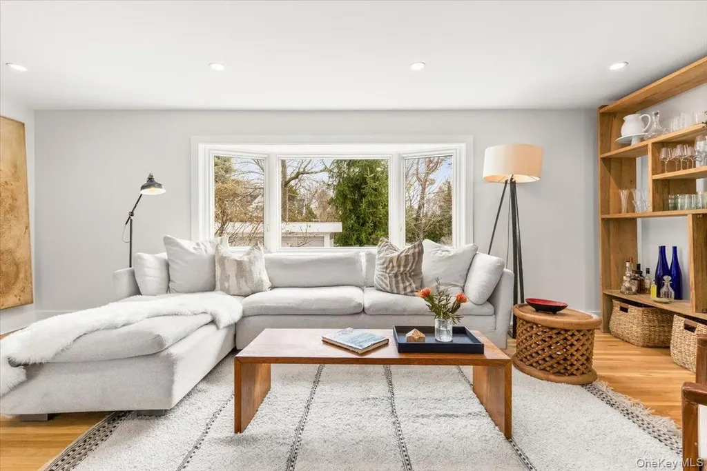 2 Shadow Lane Larchmont NY 10538