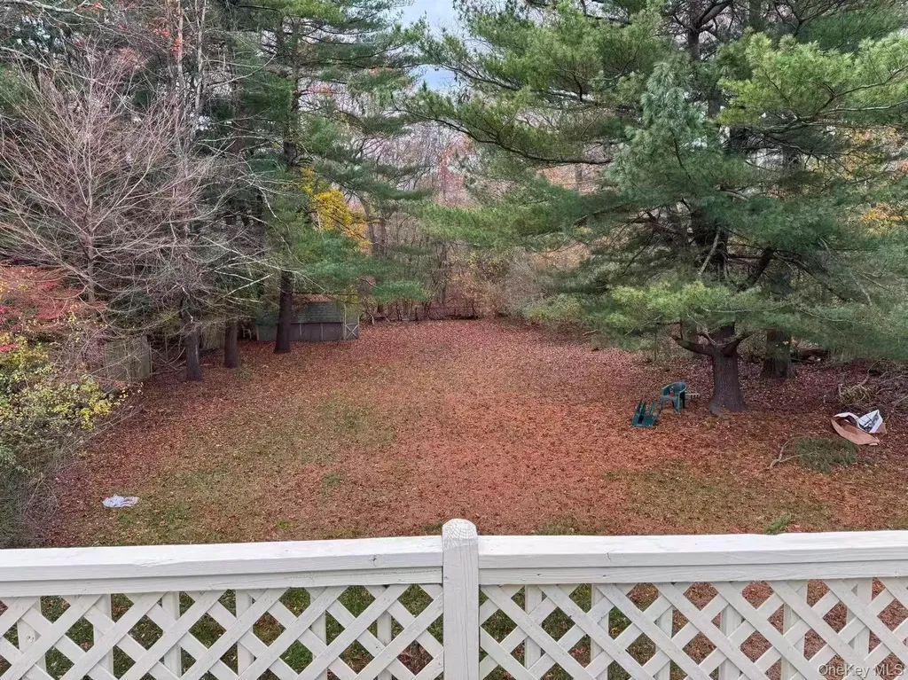 20 Westfield Road Coram NY 11727