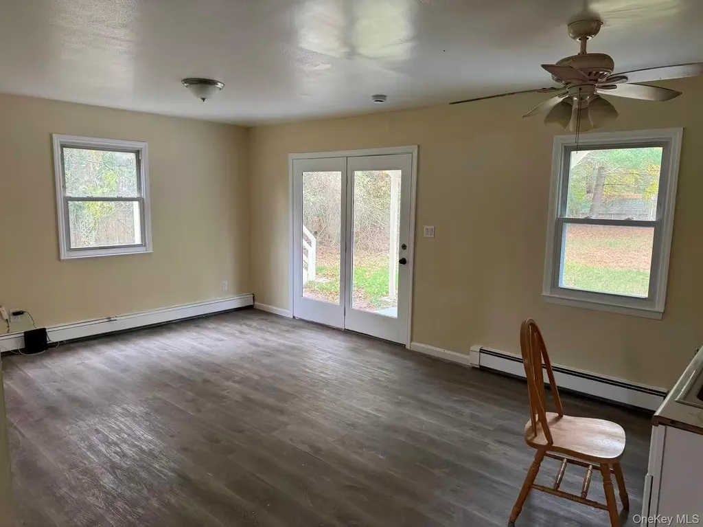 20 Westfield Road Coram NY 11727